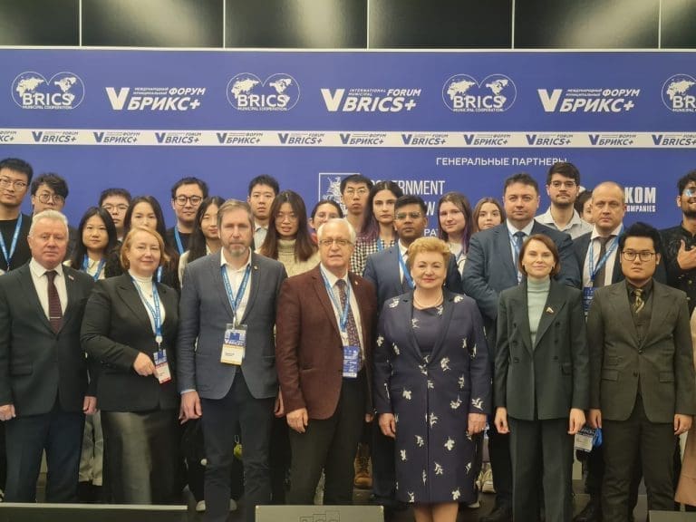 俄罗斯德国人国际联盟 “Vozrozhdenie “代表团参加了第五届 “金砖+”国际货币基金组织会议
