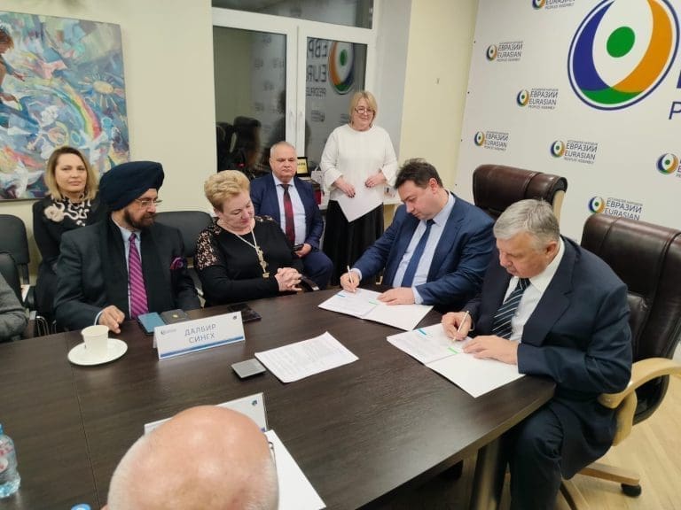 Oleg Vikhman and Andrey Belianinov signed an agreement